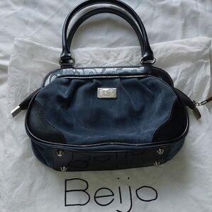 Blue suede bag by Beijo